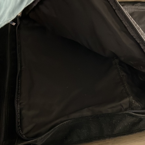 DIANE VON FURSTENBERG GARMENT BAG- LARGE BLACK 24x21” - Picture 15 of 17